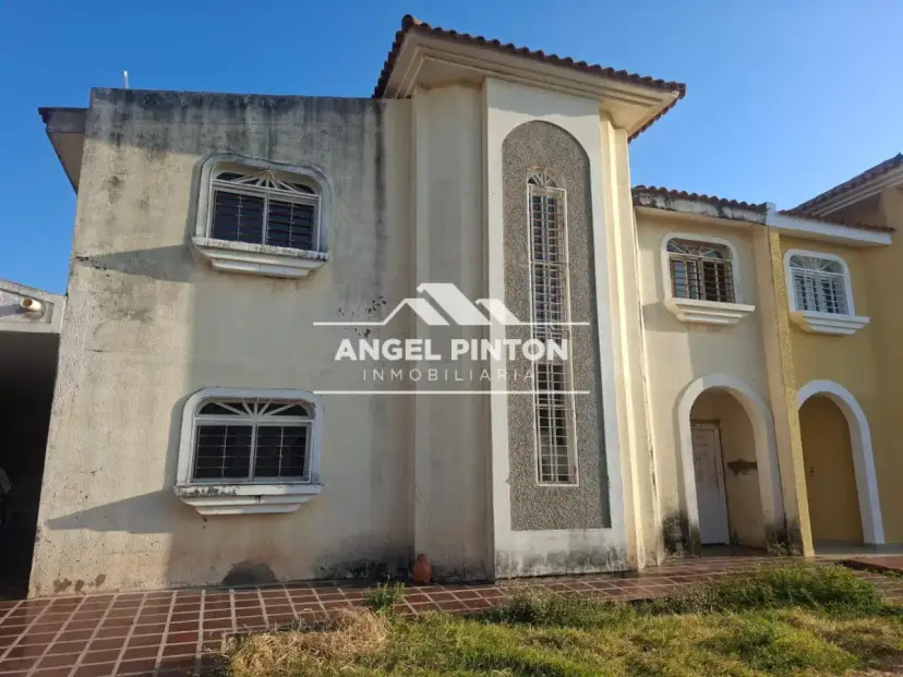 CASA EN VENTA VILLA CROACIA MARACAIBO VENEZUELA API 9351