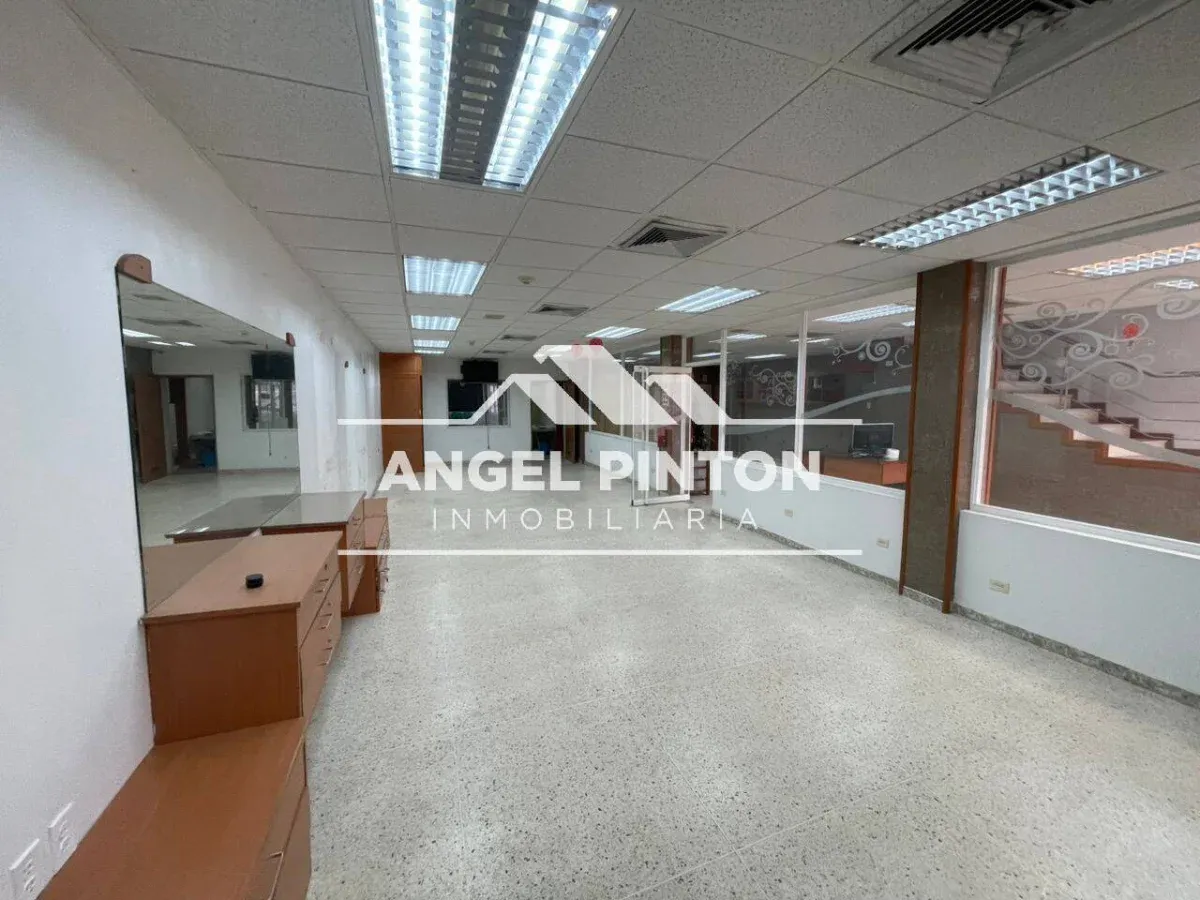 LOCAL COMERCIAL ALQUILER SAN MIGUEL MARACAIBO VENEZUELA API 9548 - 16