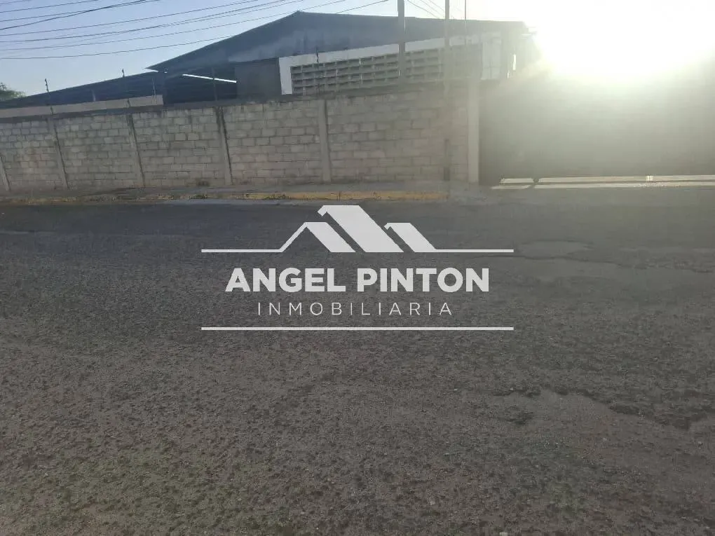 GALPONES EN VENTA SECTOR ANDRES ELOY BLANCO MARACAIBO VENEZUELA API 9607 - 3