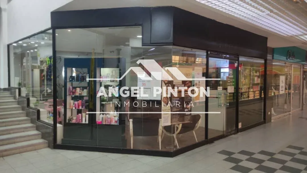 LOCAL COMERCIAL VENTA AV LA LIMPIA MARACAIBO VENEZUELA API 9342 - 3
