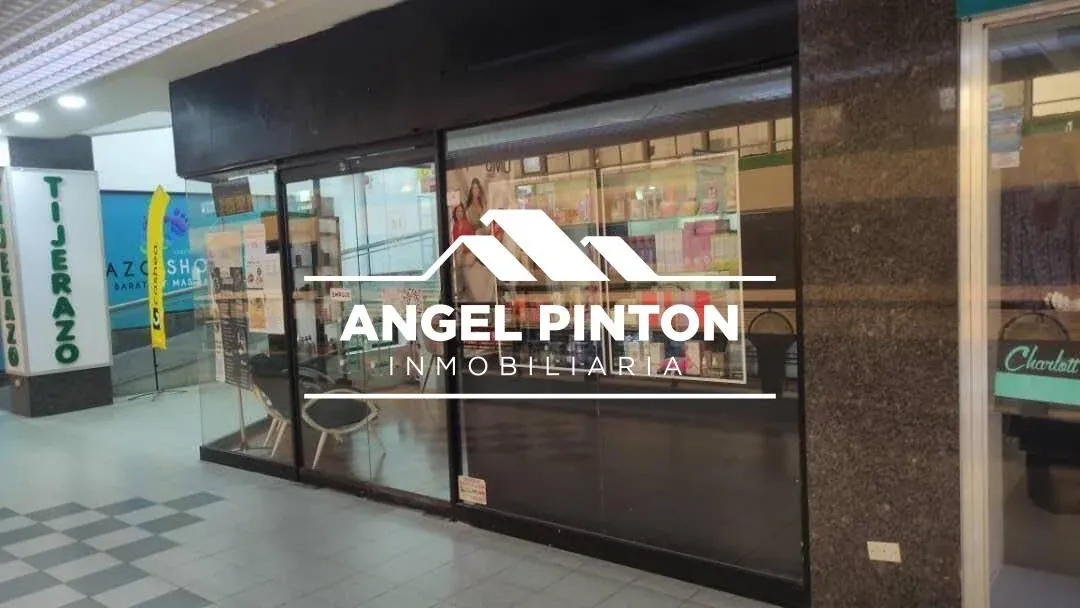 LOCAL COMERCIAL VENTA AV LA LIMPIA MARACAIBO VENEZUELA API 9342 - 4