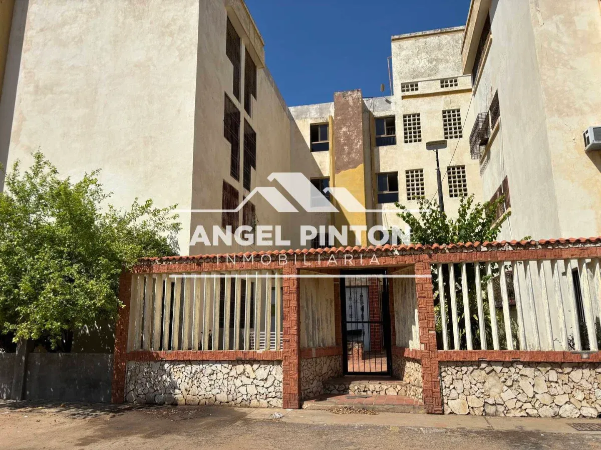 APARTAMENTO VENTA EL PINAR MARACAIBO VENEZUELA API 10066 - 14