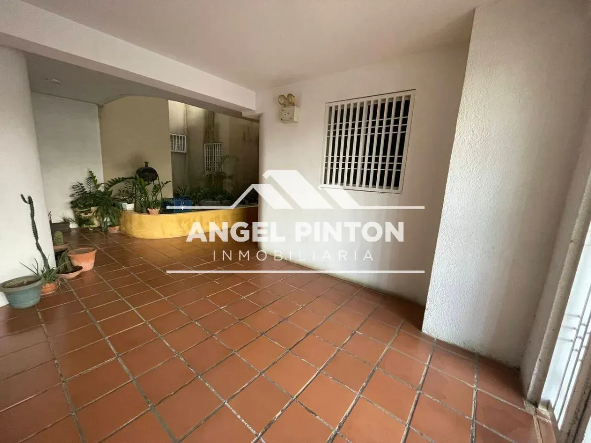 APARTAMENTO VENTA RESIDENCIA LA PAZ MARACAIBO, VENEZUELA API 9791 - 2