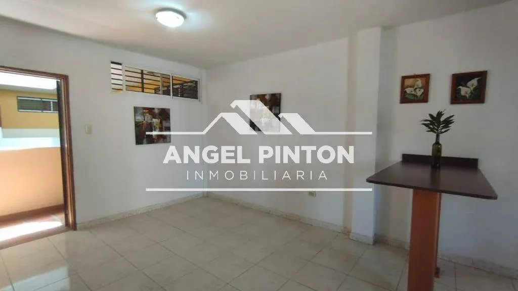 APARTAMENTO ALQUILER CALLE 40 MARACIABO VENZZUELA API 9838 - 4