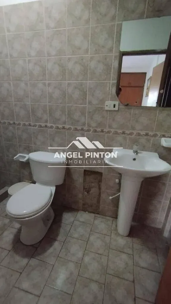 APARTAMENTO ALQUILER CALLE 40 MARACIABO VENZZUELA API 9838 - 6