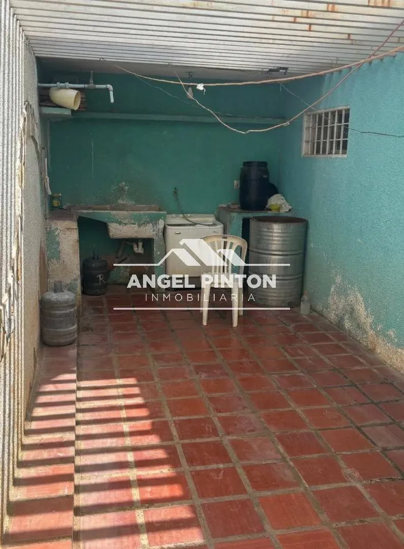 CASA VENTA ALTOS DEL SOL AMADO MARACAIBO VENEZUELA API9893 - 6