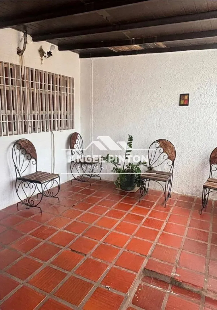 CASA VENTA ALTOS DEL SOL AMADO MARACAIBO VENEZUELA API9893 - 7