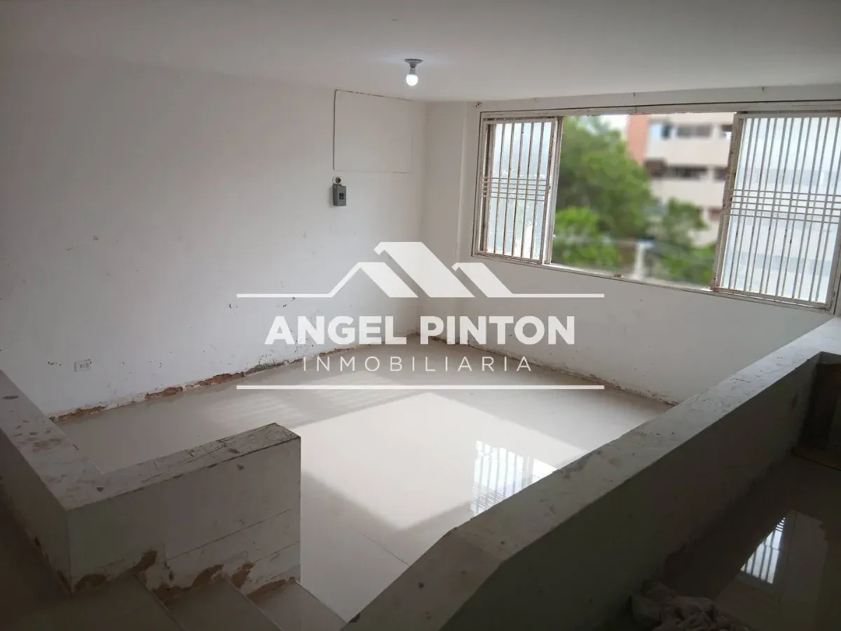 APARTAMENTO VENTA BELLAS ARTES MARACAIBO VENEZUELA API 9892 - 7