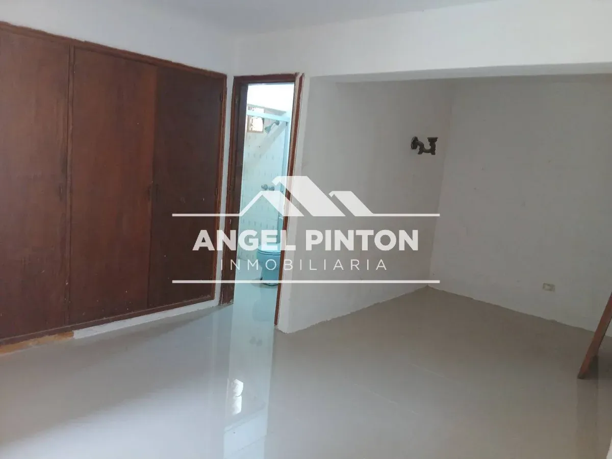 APARTAMENTO VENTA BELLAS ARTES MARACAIBO VENEZUELA API 9892 - 9