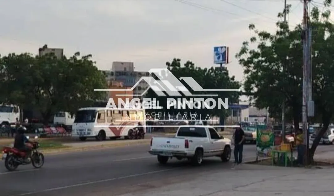 RESTAURANTE ALQUILER CC CUMBRES EN CUMBRES DE MARACAIBO VENEZUELA API  - 8