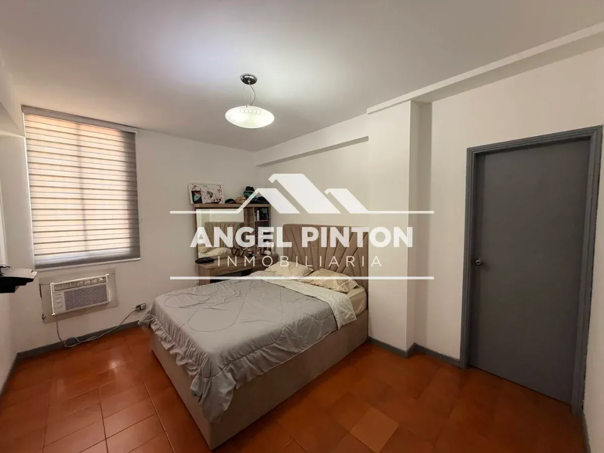 APARTAMENTO VENTA AV DELICIAS MARACAIBO VENEZUELA API 9901 - 6