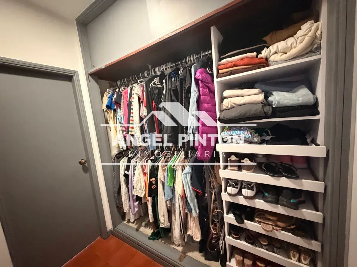 APARTAMENTO VENTA AV DELICIAS MARACAIBO VENEZUELA API 9901 - 9