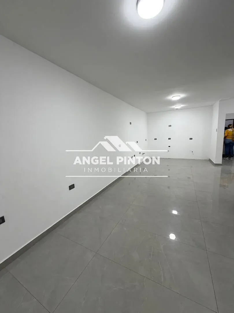 TOWNHOUSE VENTA LA COROMOTO SAN FRANCISCO VENEZUELA API 9952 - 6
