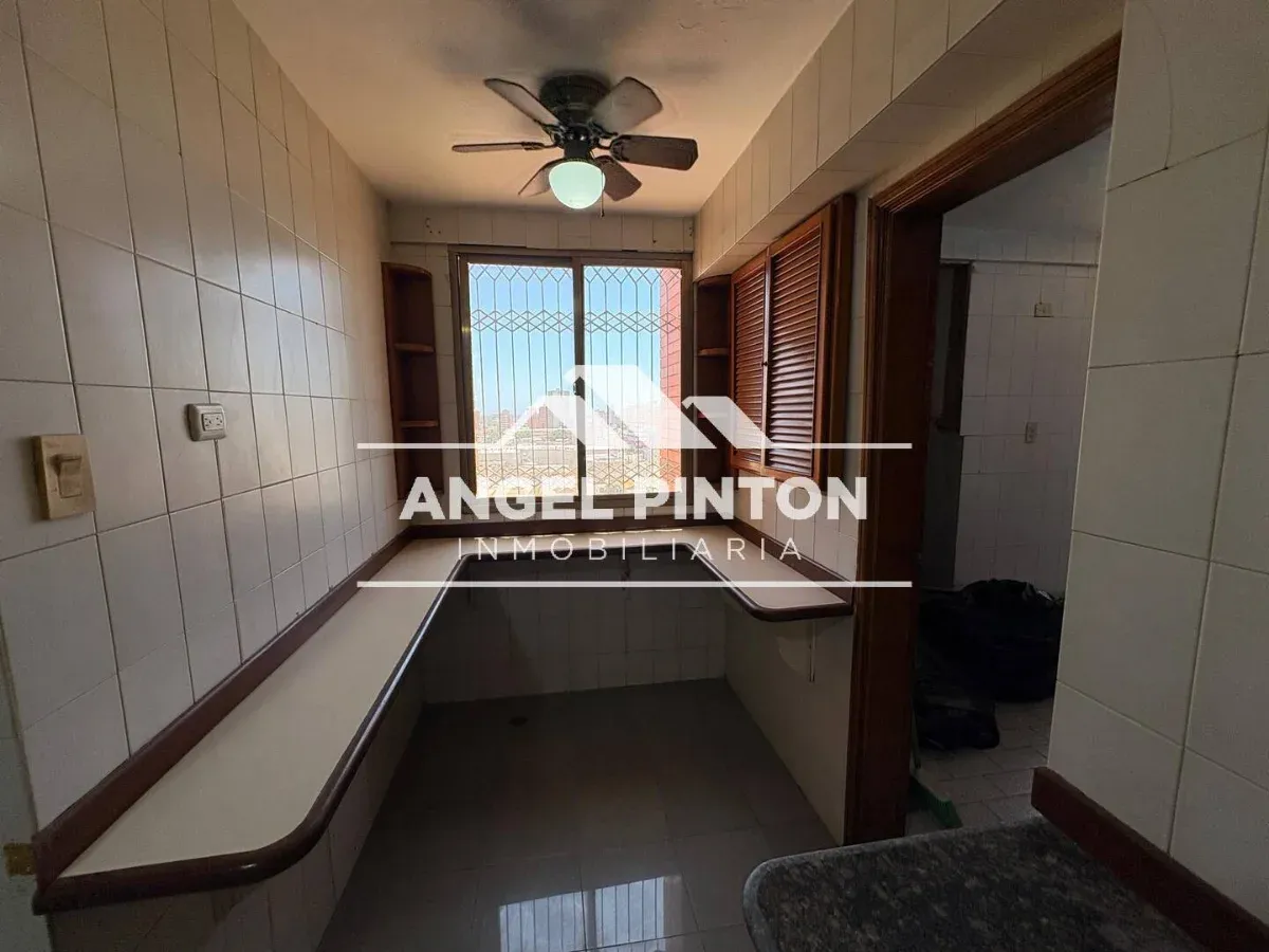 APARTAMENTO VENTA CALLE 80 MARACAIBO VENEZUELA API 9950 - 13