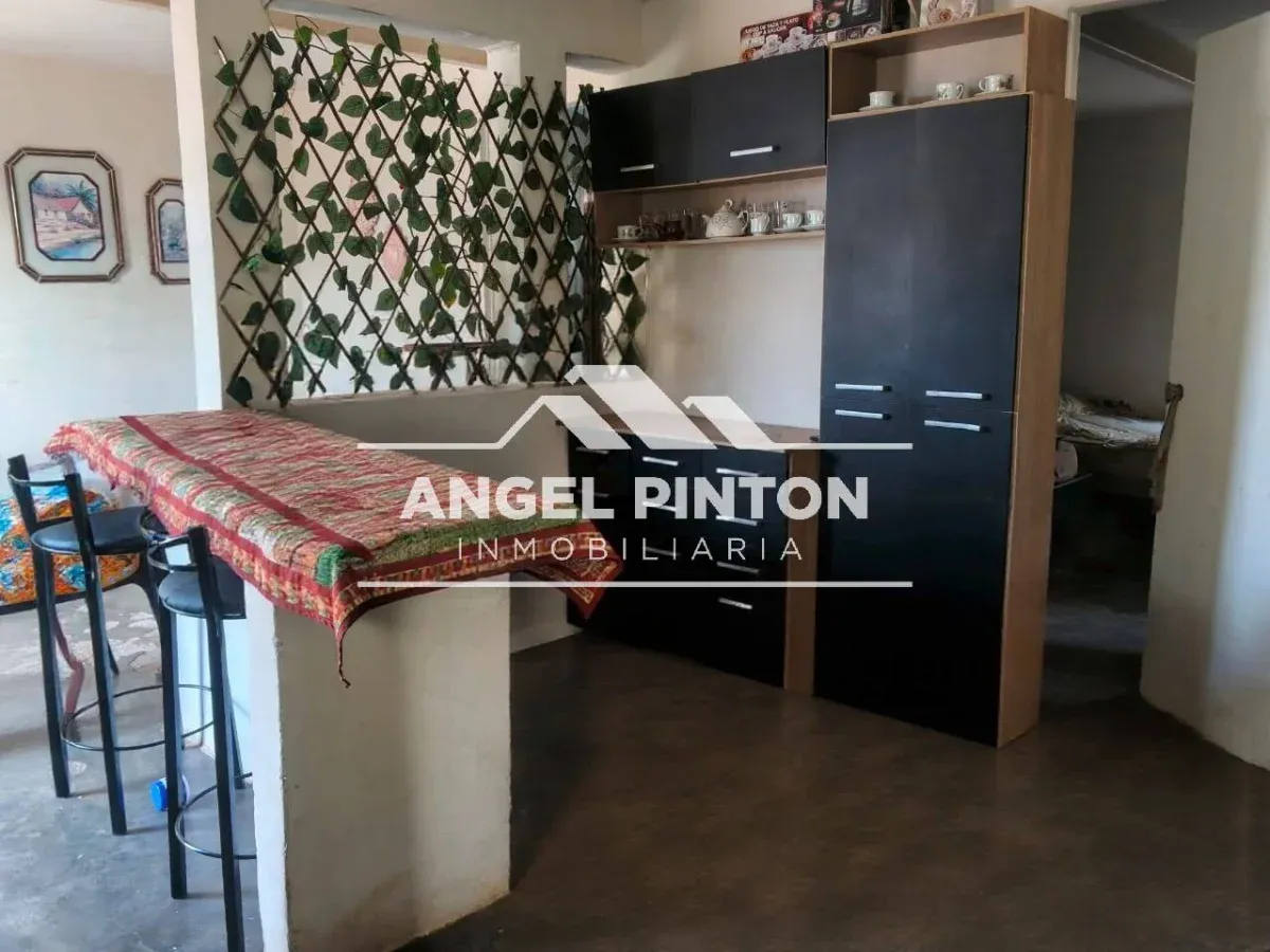 APARTAMENTO VENTA ALTOS DEL SOL AMADO MARACAIBO, VENEZUELA API 9949 - 5