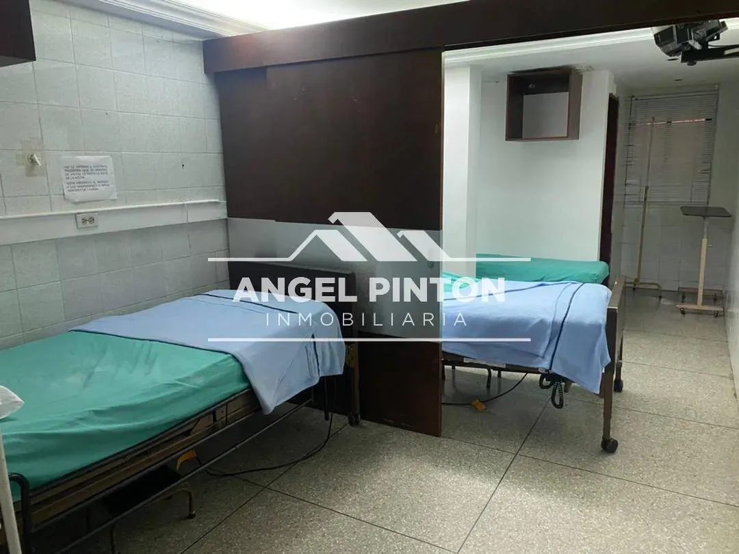CLÍNICA DEL NORTE VENTA AV GOAJIRA MARACAIBO VENEZUELA API 9948 - 8