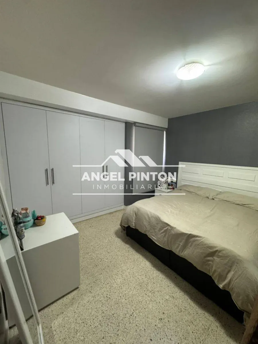 APARTAMENTO ALQUILER AV. LAS DELICIAS MARACAIBO VENEZUELA API 9956 - 8