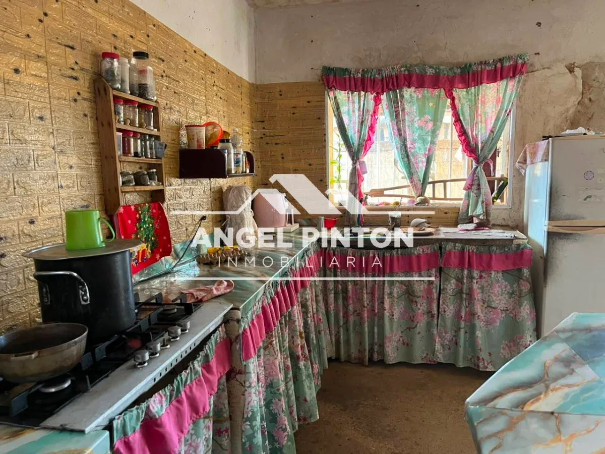 CASA VENTA LOS ALTOS VÍA LOS BUCARES MARACAIBO VENEZUELA API 9964 API 9964 - 4