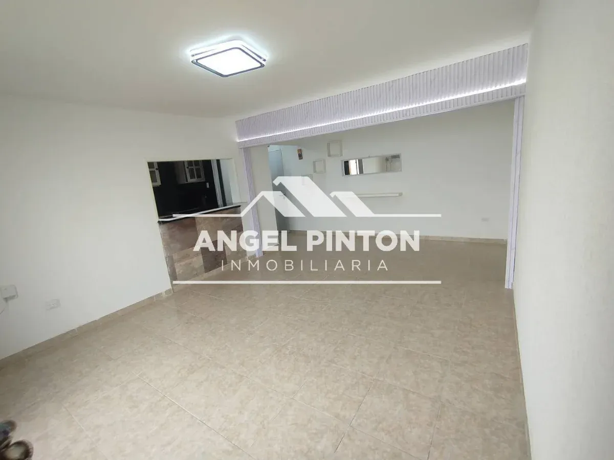 APARTAMENTO VENTA ISLA DORADA MARACAIBO VENEZUELA API 10017 - 9