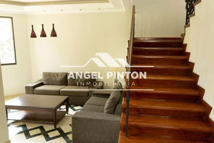 VILLA CERRADA VENTA INDIO MARA MARACAIBO VENEZUELA API 10011 - 31