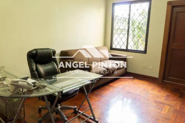 VILLA CERRADA VENTA INDIO MARA MARACAIBO VENEZUELA API 10011 - 33