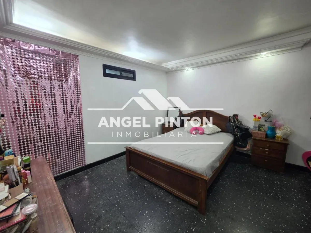 CASA VENTA PALMA BRISAS SAN FRANCISCO. ZULIA. VENEZUELA API 232303 - 8