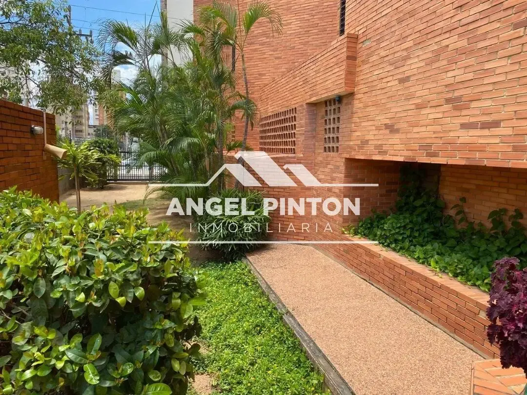 APARTAMENTO VENTA TIERRA NEGRA MARACAIBO VENEZUELA API 10000 - 12