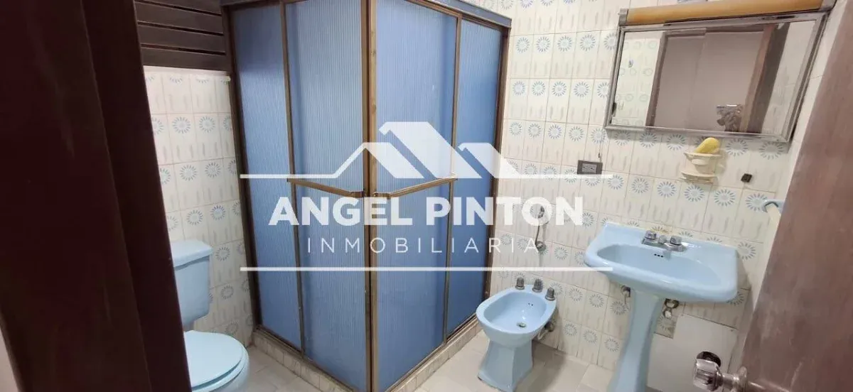 APARTAMENTO ALQUILER CIRCUNVALACION 2 MARACAIBO VENEZUELA API 10065 - 9