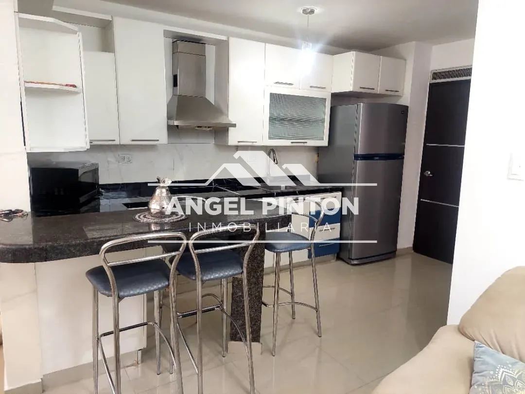APARTAMENTO VENTA RESD. PACTUM, MARACAIBO VENEZUELA API 10050 - 4