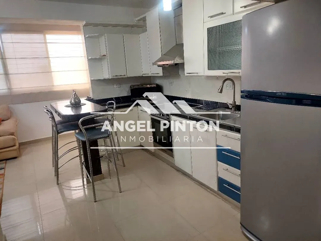 APARTAMENTO VENTA RESD. PACTUM, MARACAIBO VENEZUELA API 10050 - 5