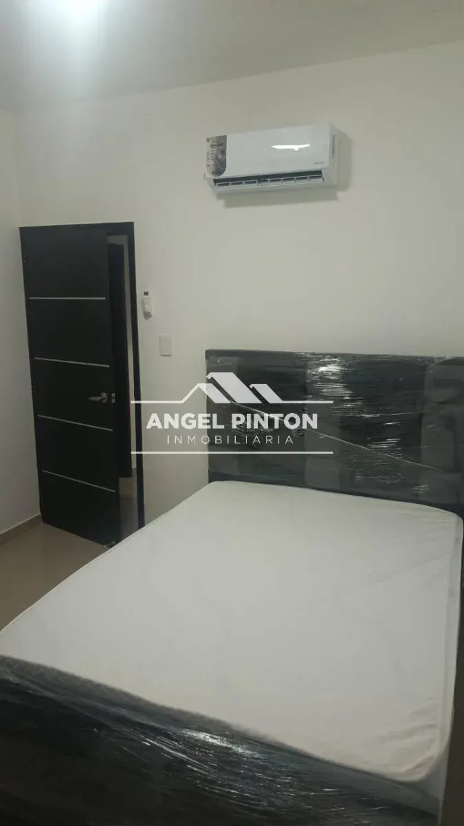 APARTAMENTO ALQUILER AV. EL MILAGRO MARACAIBO VENEZUELA API 10049 - 5