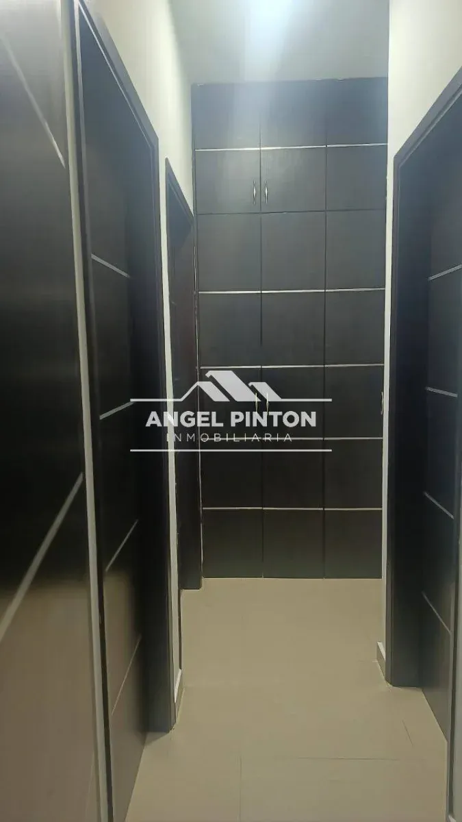 APARTAMENTO ALQUILER AV. EL MILAGRO MARACAIBO VENEZUELA API 10049 - 6