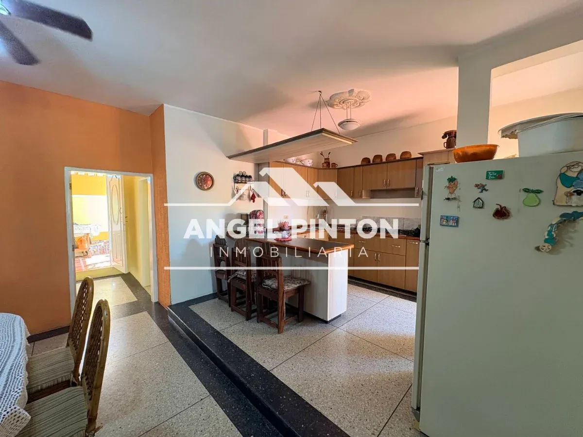 TOWNHOUSE VENTA LA COROMOTO SAN FRANCISCO VENEZUELA API 10048 - 3