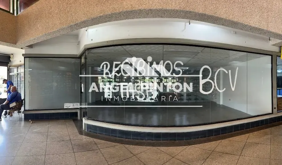 LOCAL COMERCIAL VENTA C.C. PUENTE CRISTAL MARACAIBO VENEZUELA API 10086 - 3
