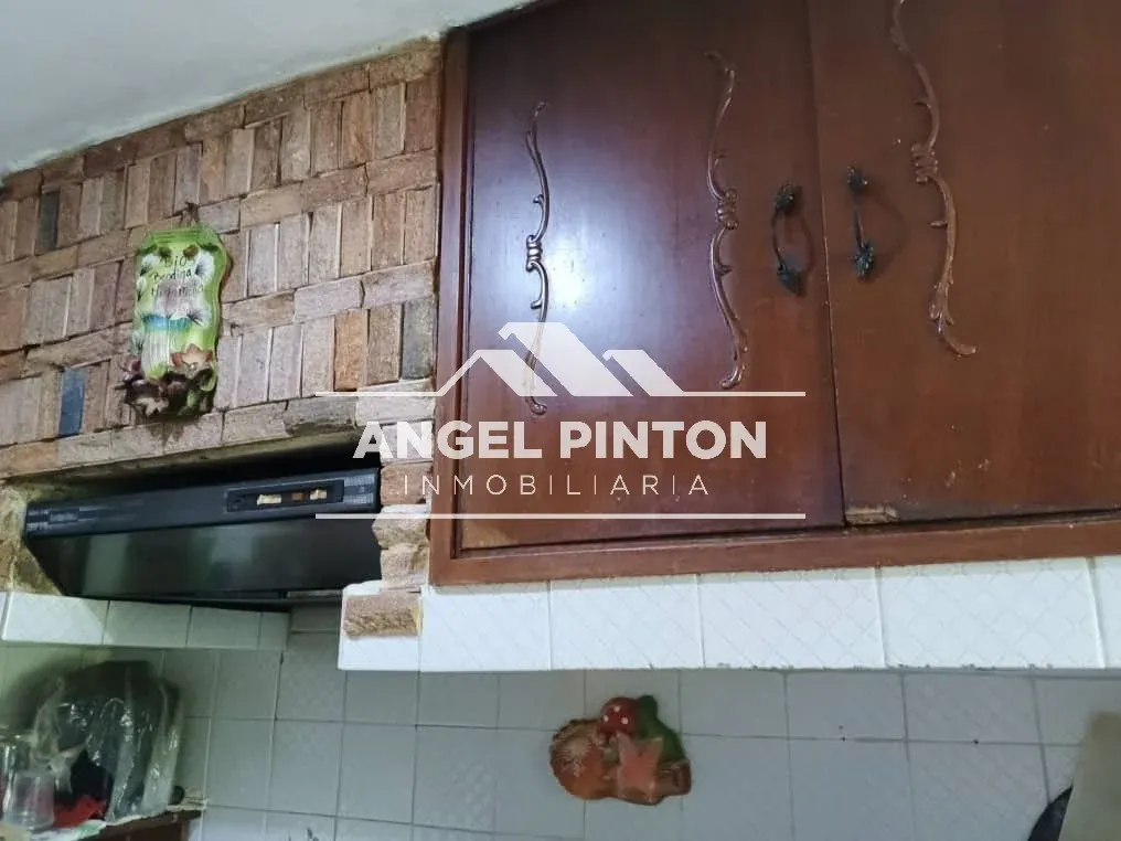 APARTAMENTO VENTA LA TRINIDAD MARACAIBO VENEZUELA API 10082 - 14