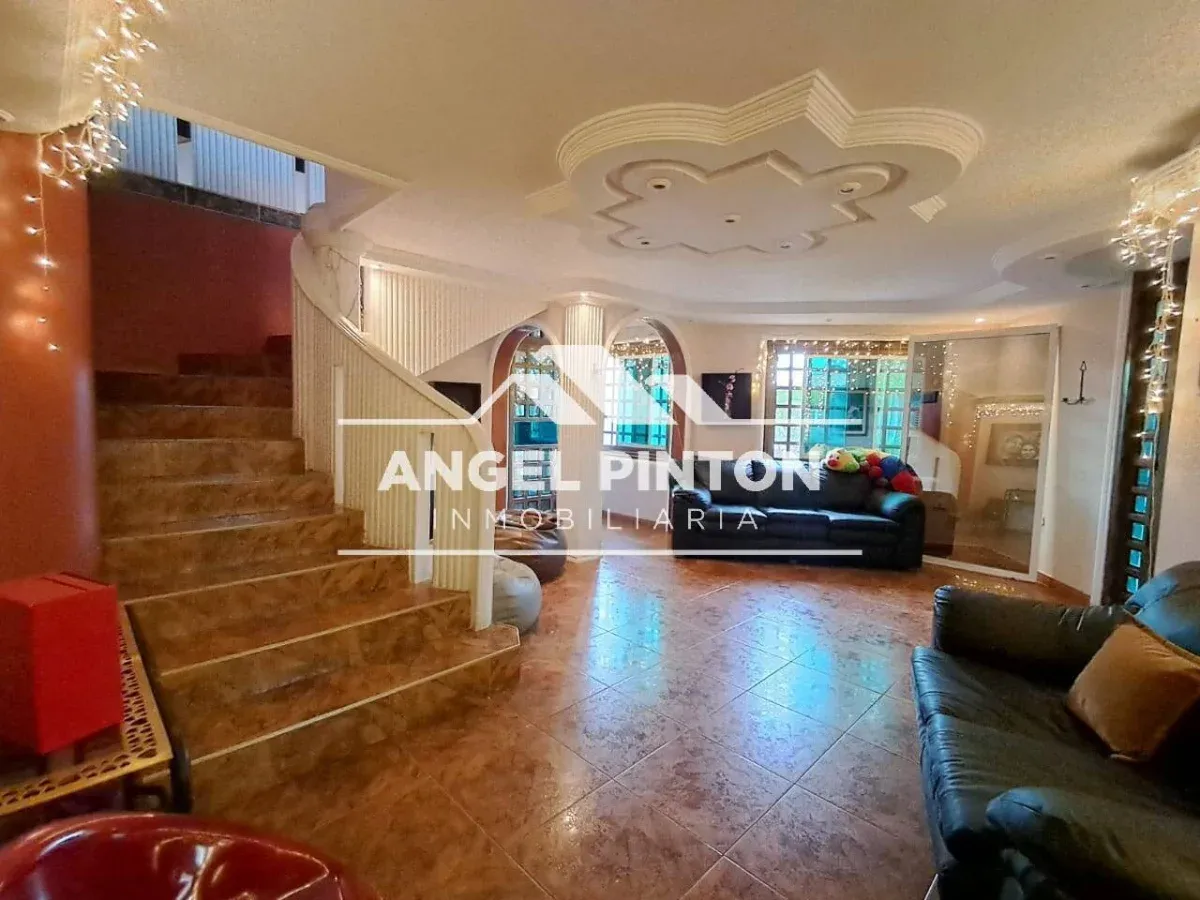 CASA VENTA SANTA FE III MARACAIBO VENEZUELA API 10122 - 10
