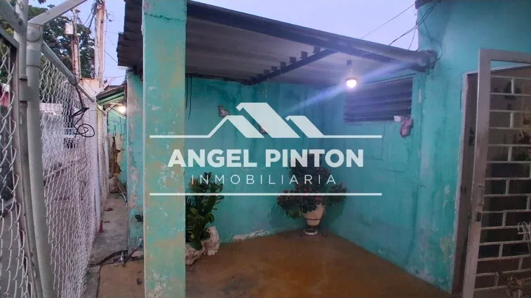 CASA EN VEREDA VENTA SAN JACINTO MARACAIBO VENEZUELA API 9560 - 11
