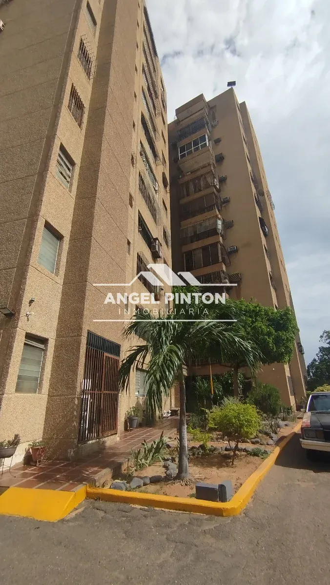 APARTAMENTO VENTA TERRAZAS DE SABANETA MARACAIBO VENEZUELA API 10148 - 13