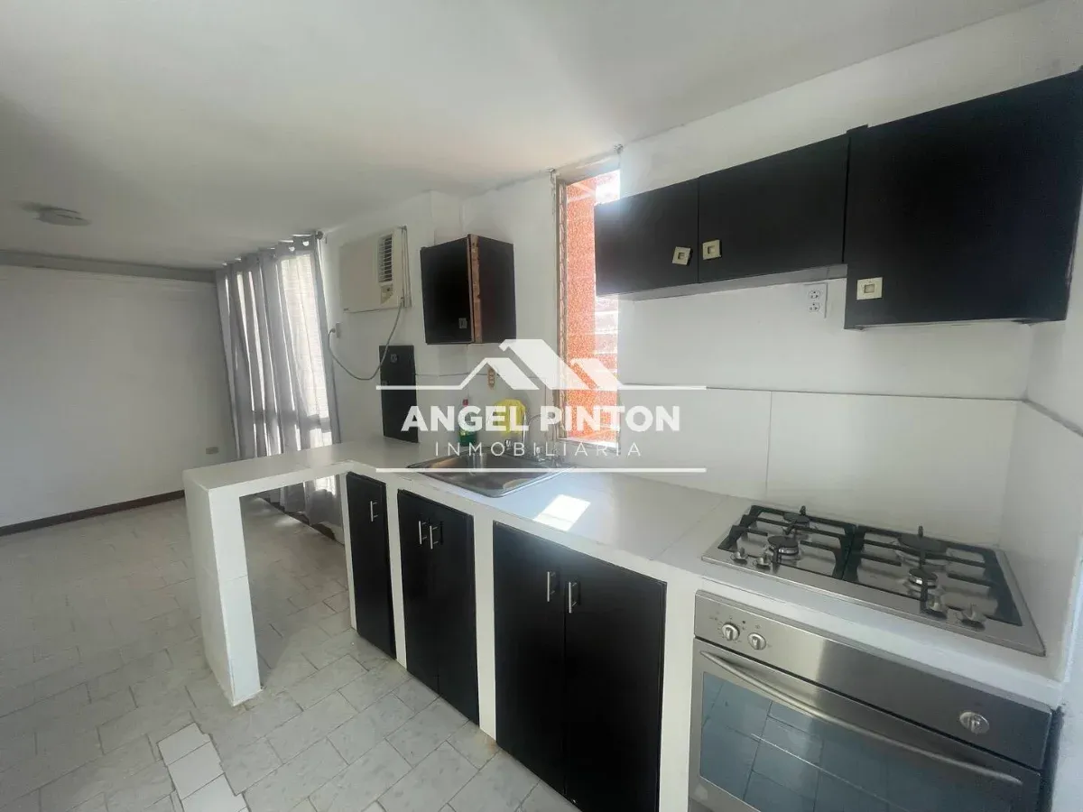 APARTAMENTO EN VENTA RESIDENCIAS VEREDA SECTOR PARAÍSO MARACAIBO API 8949 - 5