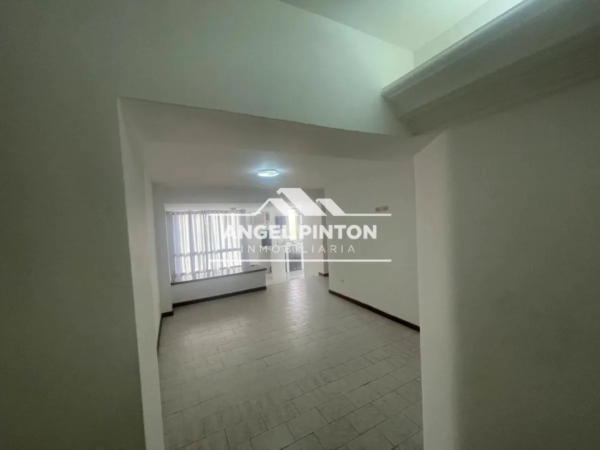APARTAMENTO EN VENTA RESIDENCIAS VEREDA SECTOR PARAÍSO MARACAIBO API 8949 - 8