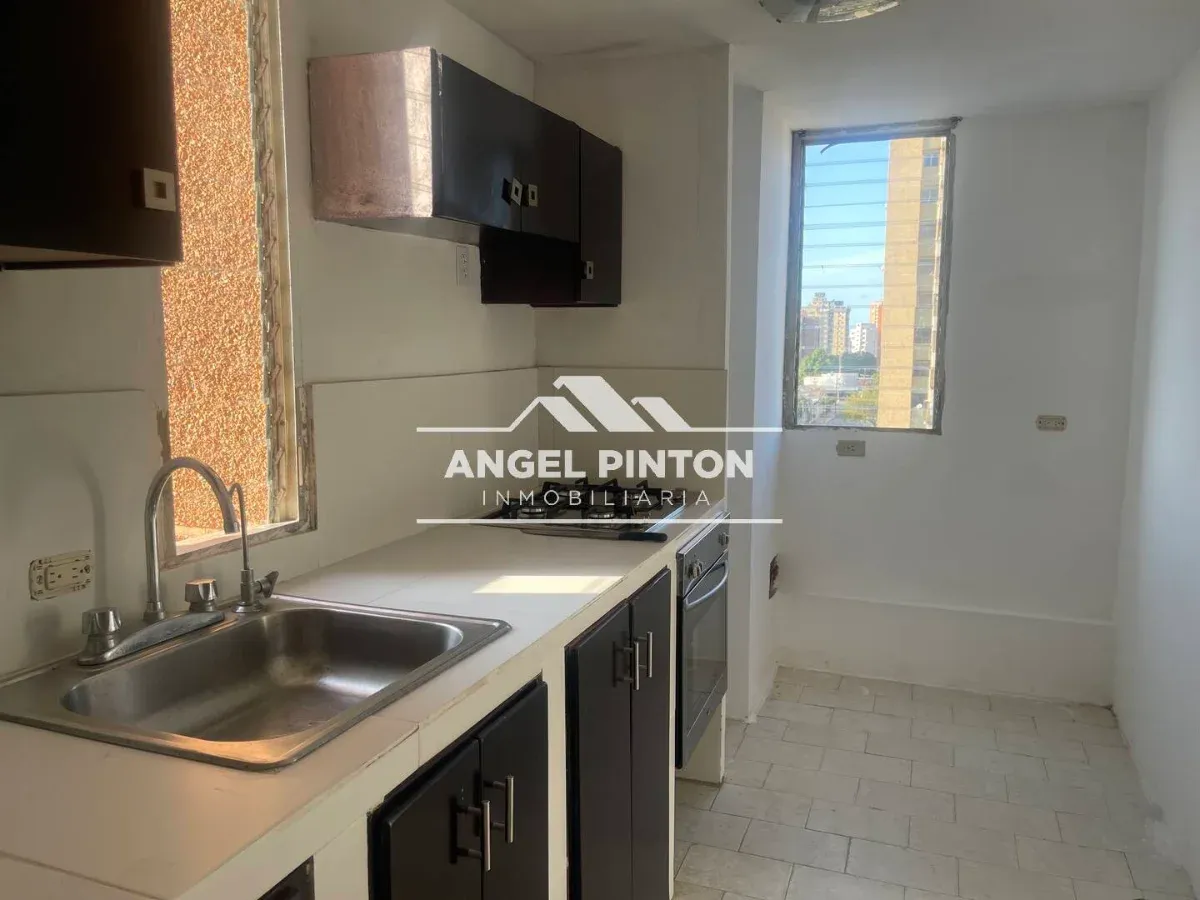 APARTAMENTO EN VENTA RESIDENCIAS VEREDA SECTOR PARAÍSO MARACAIBO API 8949 - 13