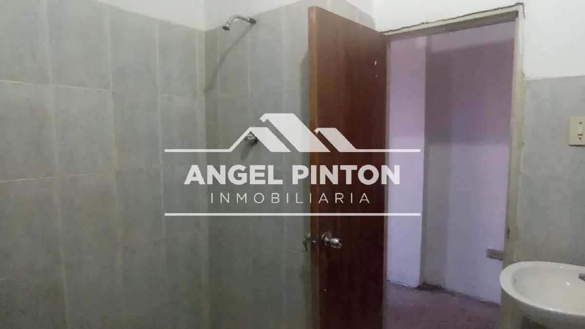 APARTAMENTO ALQUILER CUMBRES DE MARACAIBO VENEZUELA API 10165 - 10