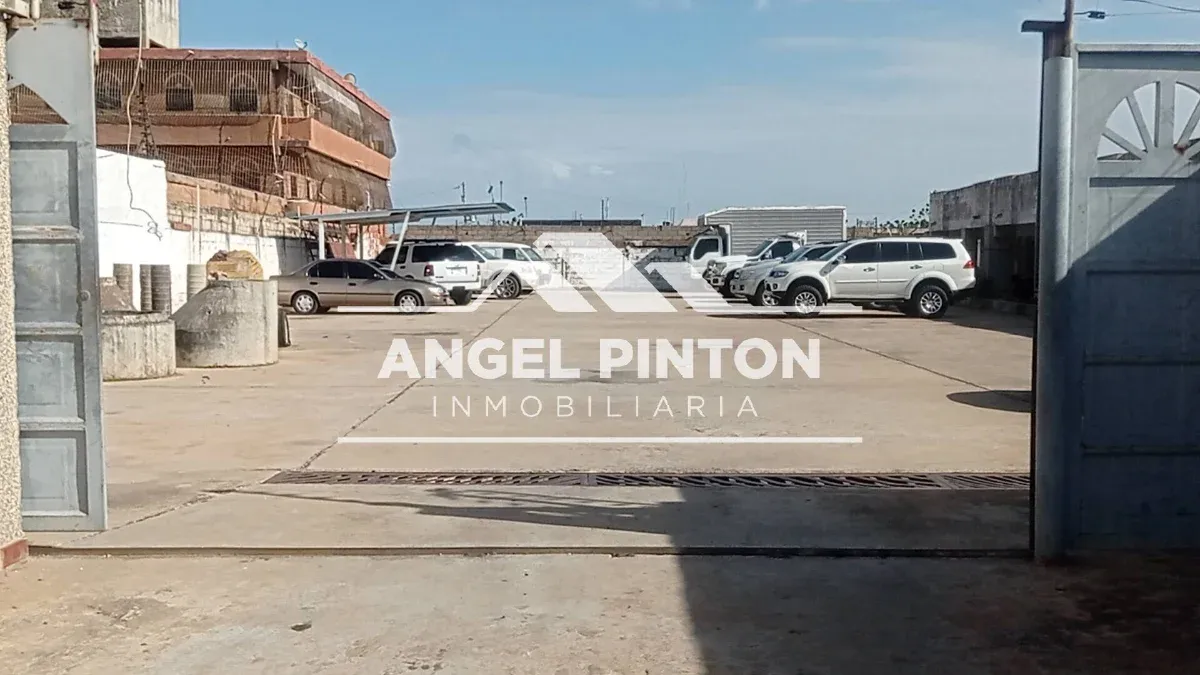 APARTAMENTO ALQUILER CUMBRES DE MARACAIBO VENEZUELA API 10165 - 11