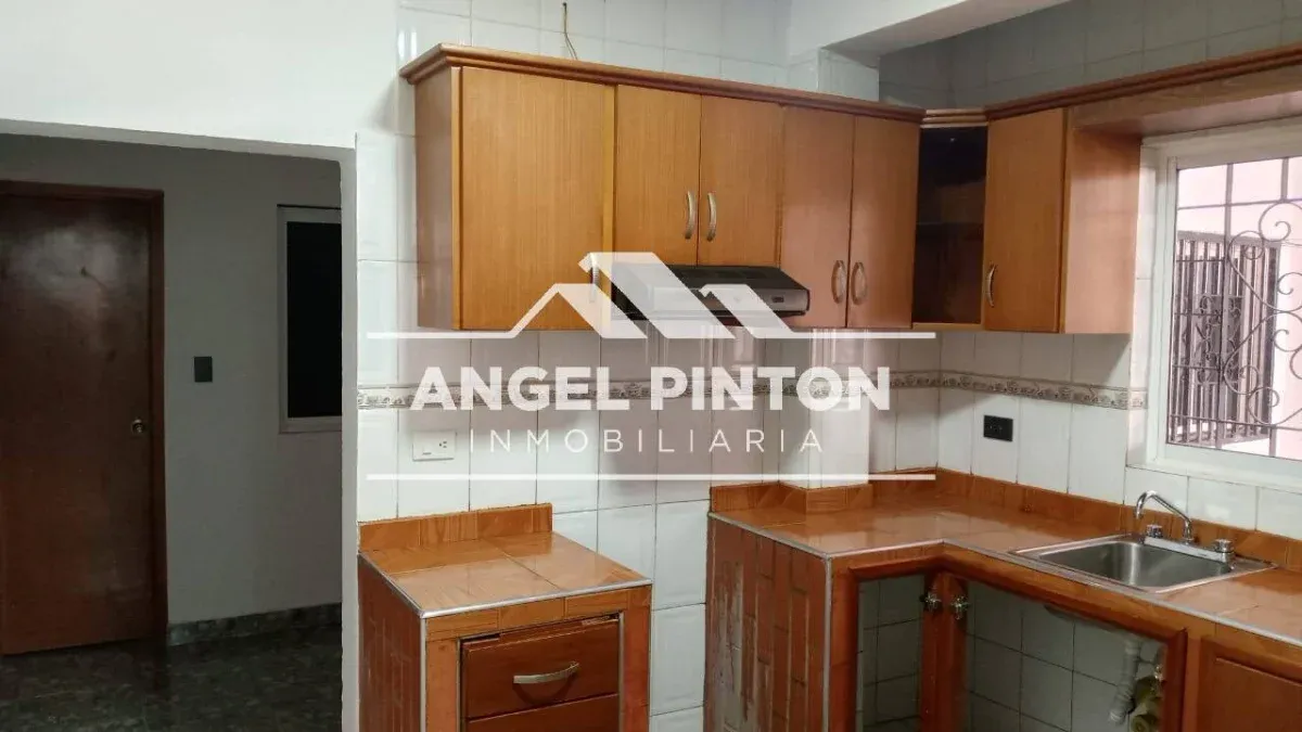 CASA VENTA LA VICTORIA MARACAIBO VENEZUELA API 10200 - 9