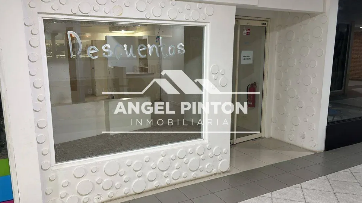 LOCAL COMERCIAL ALQUILER CC LAGO MALL MARACAIBO VENEZUELA API 10206 - 2
