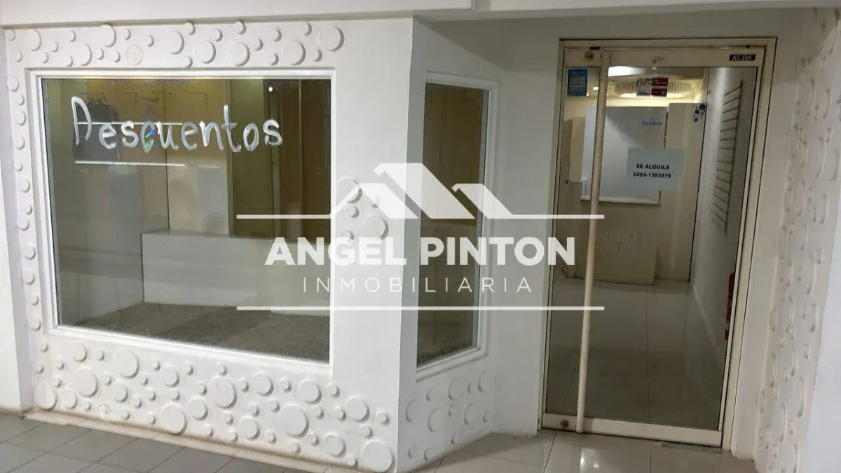 LOCAL COMERCIAL ALQUILER CC LAGO MALL MARACAIBO VENEZUELA API 10206 - 4