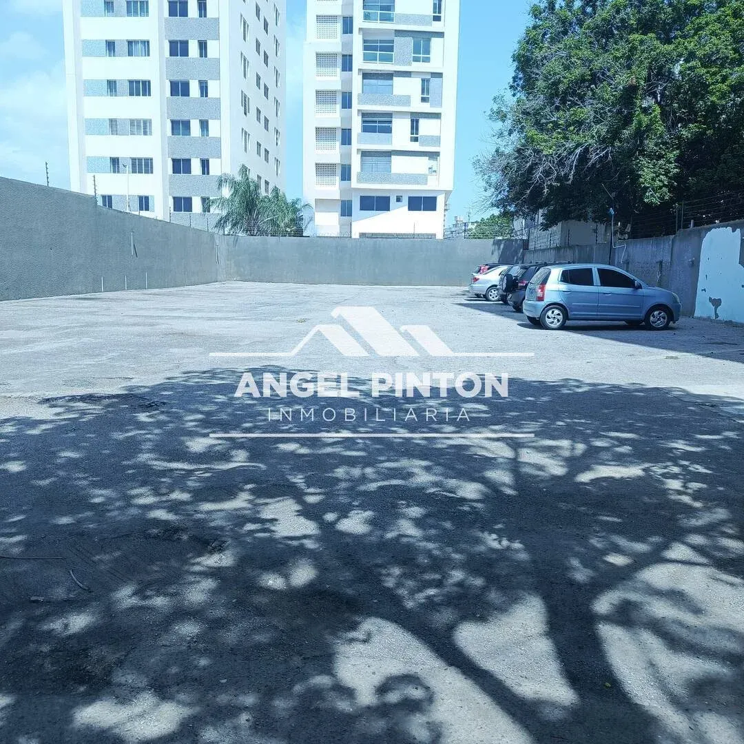 APARTAMENTO ALQUILER AV BELLA VISTA MARACAIBO VENEZUELA API 10195 - 10