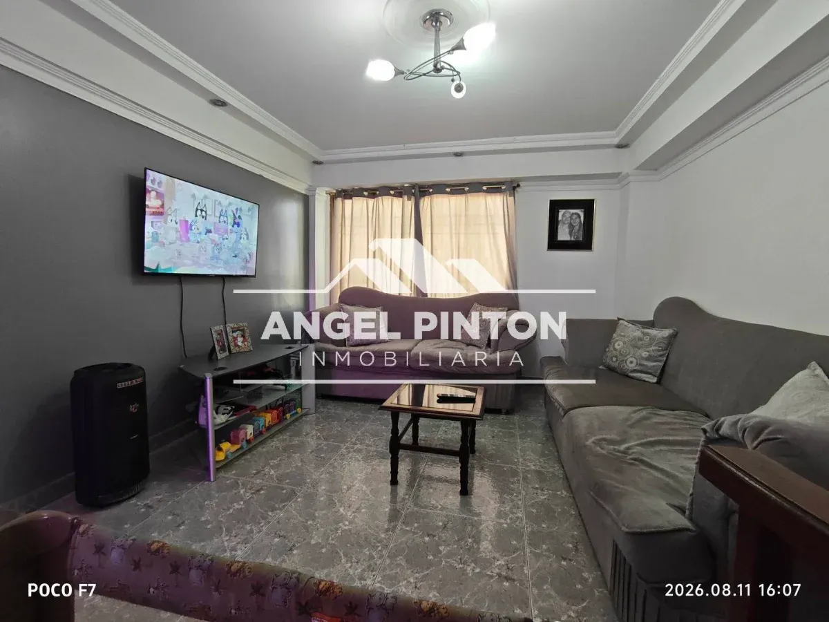 APARTAMENTO VENTA LA POMONA MARACAIBO VENEZUELA API 10180 - 2