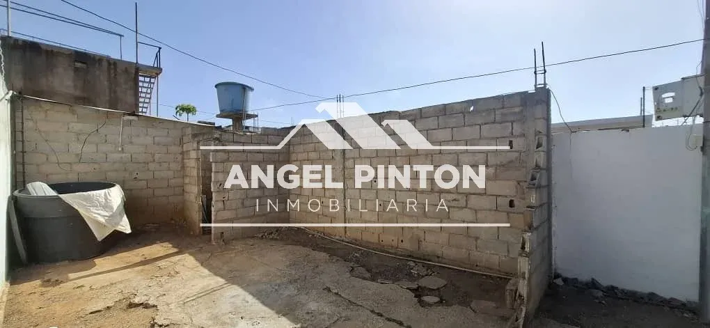 CASA EN VENTA SIERRA MAESTRA SAN FRANCISCO VENEZUELA API 10225 - 6