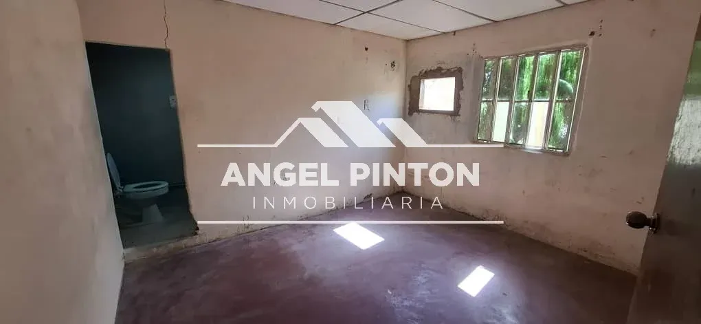 CASA EN VENTA SIERRA MAESTRA SAN FRANCISCO VENEZUELA API 10225 - 8